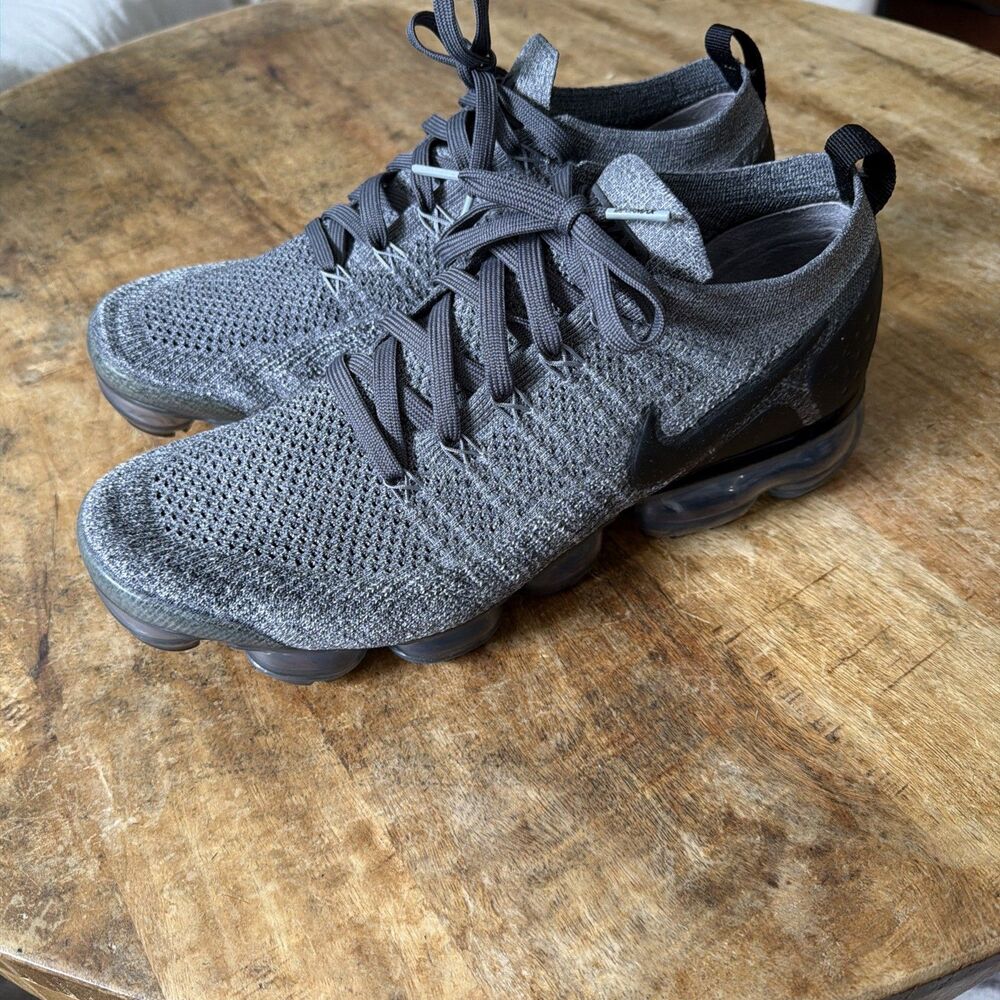 Nike Air Vapormax Flyknit 2.0 Grey Men's 11.5 Running Shoes Worn Once